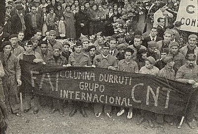 Délégation du droupe international à l'entrrement de Durruti